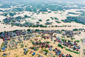 Hoàn lưu bão số 11 gây mưa lớn diện rộng, nước lũ ở các sông tại Bắc bộ tiếp tục lên