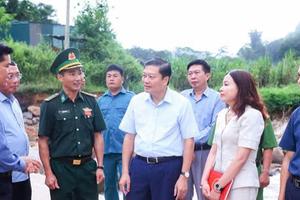 Chủ tịch UBND tỉnh Nghệ An chỉ đạo di dời dân ra khỏi vùng nguy cơ sạt lở ở Keng Đu