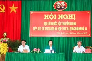 Vĩnh Long: Đoàn đại biểu Quốc hội tỉnh tiếp xúc cử tri tại xã Phú Quới