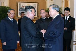 Tổng Bí thư Tô Lâm dự Lễ duyệt binh kỷ niệm 80 năm thành lập Đảng Lao động Triều Tiên