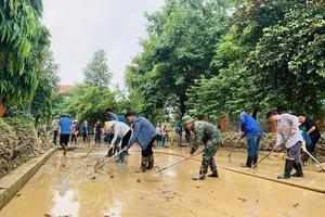 Tuyệt đối không nghe báo cáo mà phải trực tiếp kiểm tra, chỉ đạo khắc phục hậu quả mưa lũ