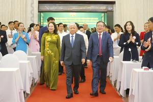 Phát huy sức mạnh nông dân Việt Nam trong thời kỳ hội nhập và phát triển