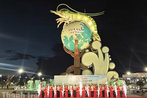 Cà Mau: Khánh thành Quảng trường Phan Ngọc Hiển – Công trình trọng điểm chào mừng Đại hội Đảng bộ tỉnh lần thứ I