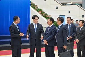 Chủ tịch nước Lương Cường kiểm tra buổi tổng duyệt Lễ mở ký Công ước Hà Nội