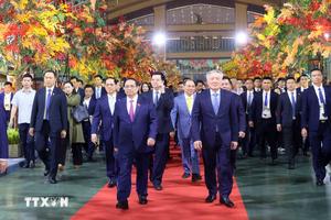 Thủ tướng Chính phủ dự khai mạc Hội chợ Mùa Thu lần thứ nhất năm 2025