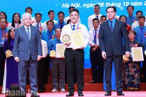 Phát động phong trào thi đua trong công nhân, viên chức, lao động cả nước giai đoạn 2025 – 2030