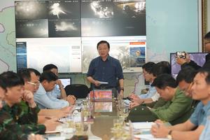 Phó Thủ tướng Trần Hồng Hà: Ưu tiên bảo vệ dân, nhanh chóng phục hồi sau mưa lũ