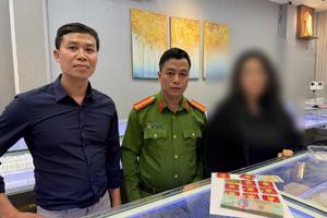 Ngăn chặn vụ giả danh công an lừa nữ sinh viên ở Hà Nội bán vàng