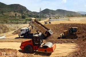 Cơ chế đặc thù về khai thác vật liệu xây dựng: Tháo gỡ điểm nghẽn nguồn cung vật liệu xây dựng