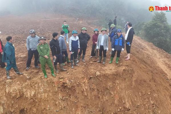 Tổng biên tập Báo Thanh tra kiểm tra thực tế xây dựng 15 căn nhà cho người dân bị ảnh hưởng bởi lũ tại Lào Cai