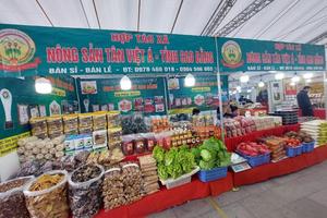 Hỗ trợ 200.000 người lao động mua sắm “Chợ Tết công đoàn - Xuân 2026”