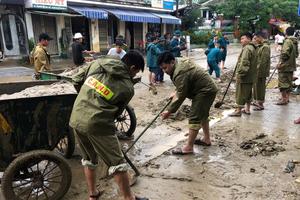 Hỗ trợ bổ sung và khẩn cấp 200 tỷ đồng cho 2 thành phố khắc phục thiệt hại do mưa lũ