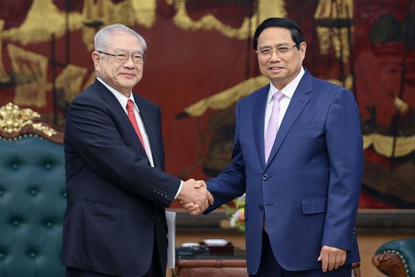 Thủ tướng tiếp Chủ tịch Hội hữu nghị Nhật Bản-Việt Nam khu vực Kansai