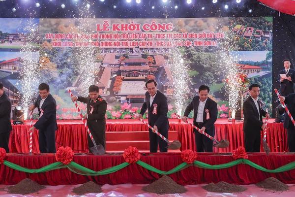 Khởi công Trường nội trú xã Lóng Sập: Nâng bước chân em nơi biên cương Tổ quốc