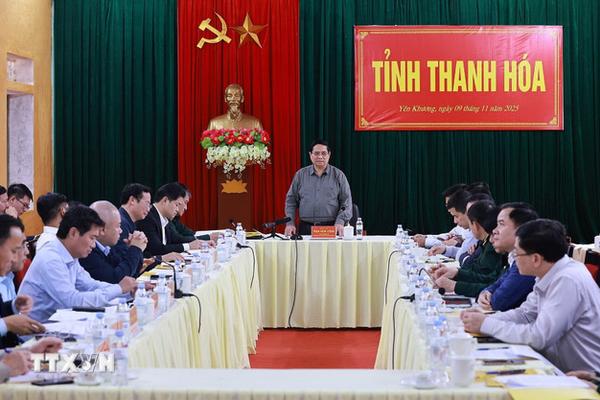 Thủ tướng Phạm Minh Chính làm việc với Thường trực Tỉnh uỷ Thanh Hóa