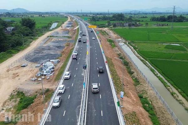 Quốc khánh 2/9, nhiều trạm dừng nghỉ trên cao tốc đưa vào hoạt động