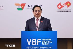 Thủ tướng dự Diễn đàn: "Doanh nghiệp đồng hành với Chính phủ: Chuyển đổi xanh trong kỷ nguyên số"