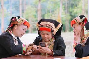 Chuyển đổi số, ứng dụng công nghệ đẩy nhanh giảm nghèo bền vững