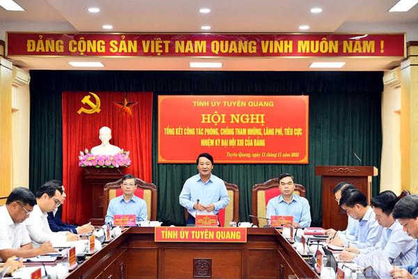 Tuyên Quang: Nhiều tập thể, cá nhân được khen thưởng trong công tác phòng chống tham nhũng, lãng phí