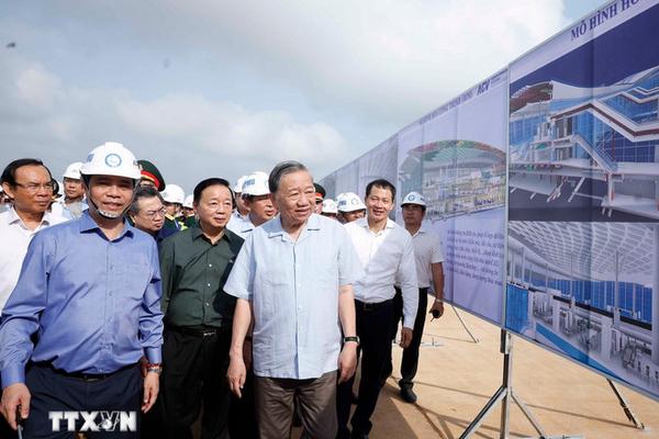 Tổng Bí thư Tô Lâm thăm, làm việc tại Dự án Cảng hàng không quốc tế Long Thành