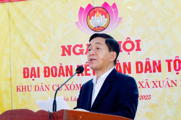 Chánh Thanh tra tỉnh Nghệ An dự Ngày hội Đại đoàn kết toàn dân tộc tại xóm Thạch Sơn