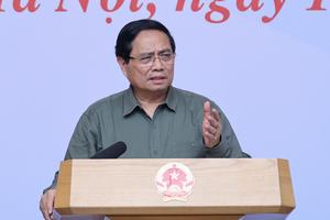 Trở về từ miền Trung, Thủ tướng chỉ đạo khẩn trương lo chỗ ở cho người dân