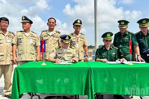 Bộ đội Biên phòng Đồng Tháp tiếp nhận 57 công dân Việt Nam do Campuchia trao trả