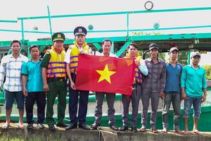 U Minh, Cà Mau: Hải đoàn 42 tuyên truyền phòng, chống khai thác IUU cho hơn 200 người dân