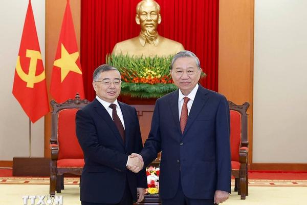 Tổng Bí thư Tô Lâm tiếp Trưởng Ban Tuyên truyền Trung ương Đảng Cộng sản Trung Quốc