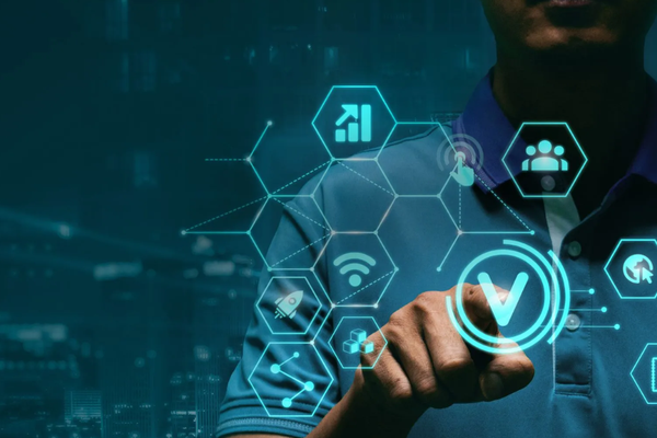 Khẩn trương xây dựng và ban hành chiến lược chuyển đổi số và chiến lược dữ liệu