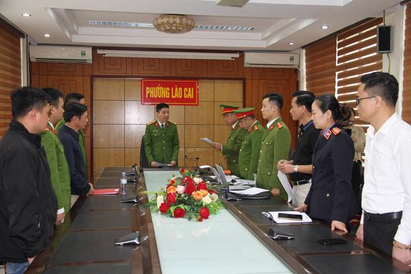 Khởi tố vụ án kè lan can sông Hồng, đường An Dương Vương sau phản ánh của Báo Thanh tra