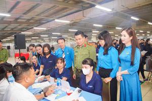 Nghệ An triển khai khám bệnh miễn phí cho hàng nghìn công nhân, người lao động