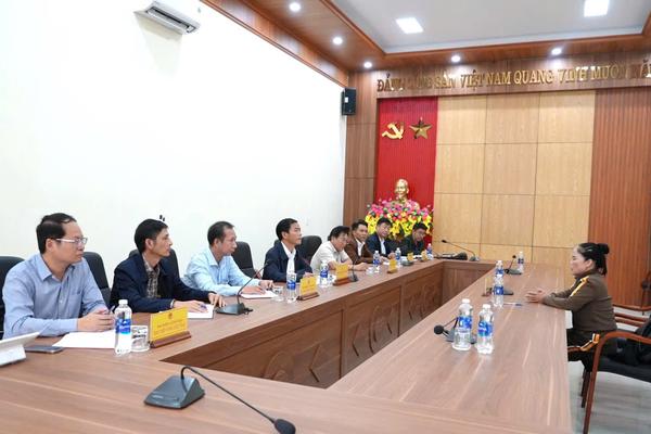 Bí thư Tỉnh ủy Quảng Trị Nguyễn Văn Phương lần đầu tiếp công dân trên cương vị mới