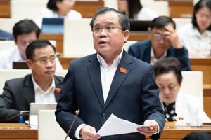 “Giáo viên chịu sức ép lớn từ các khoản thu, chi ngoài học phí của nhà trường”