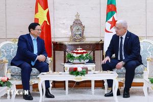 Thủ tướng Phạm Minh Chính hội kiến Chủ tịch Hạ viện Algeria