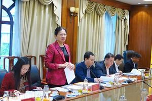 Hoàn thiện dự thảo báo cáo chính trị theo hướng thời sự, thực chất và đổi mới