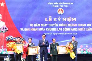 Tỏa sáng truyền thống 80 năm: Thanh tra Nghệ An vinh dự đón Huân chương Lao động hạng Nhất