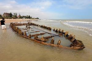 Khẩn trương tổ chức thăm dò, lập dự án khai quật khảo cổ khu vực phát hiện tàu cổ ven biển Đà Nẵng