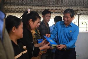 Công đoàn hỗ trợ khẩn cấp hơn 1,5 tỉ đồng giúp người lao động Gia Lai sau bão lũ