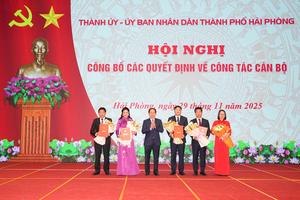 Hải Phòng: Công bố các quyết định về công tác cán bộ
