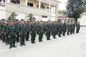 Đà Nẵng huy động cán bộ, chiến sĩ có chuyên môn xây dựng giúp đồng bào vùng lũ