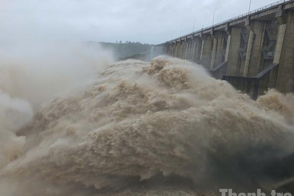 Chủ đầu tư Thủy điện Sông Ba Hạ đề nghị hỗ trợ 6 tỷ đồng sau khi xả lũ kỷ lục ở Đắk Lắk