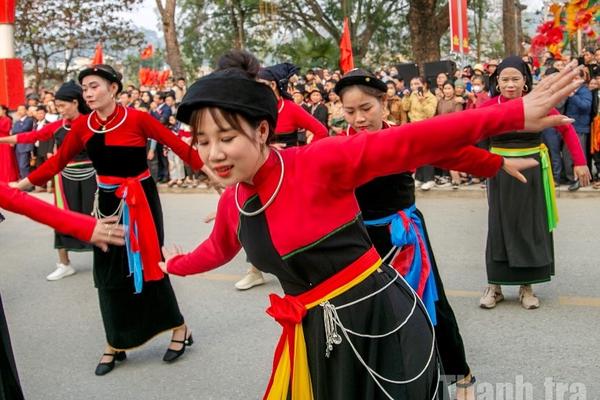 Lào Cai: Vùng cao khát vọng – Tự lực, đoàn kết, phát triển