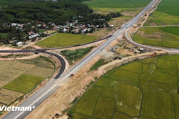 Đẩy nhanh tiến độ các dự án cao tốc Bắc - Nam về đích đúng kế hoạch