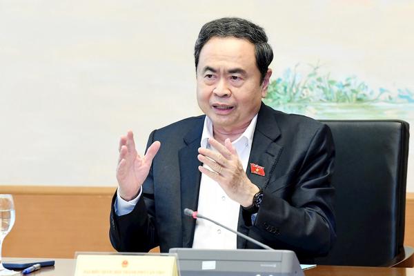 Chủ tịch Quốc hội: Nhà đầu tư nào vào nước ta cũng hỏi có đủ điện không?