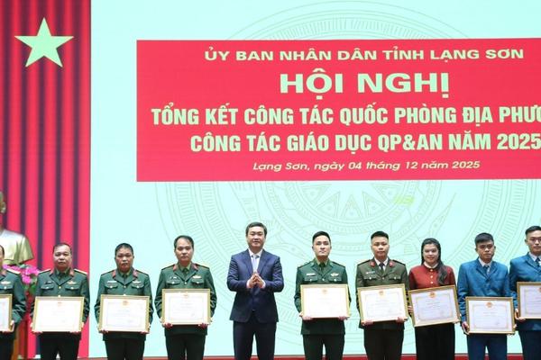 Lạng Sơn: Khen thưởng 27 tập thể, cá nhân có thành tích xuất sắc trong nhiệm vụ quốc phòng và an ninh 2025