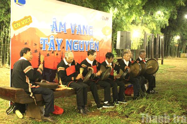 Kết nối truyền thống – hiện đại để cồng chiêng sống bền vững cùng du lịch cộng đồng