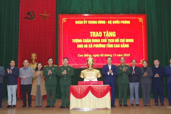 Quân khu 1 tặng Bằng khen cho 9 tập thể, 30 cá nhân có thành tích xuất sắc