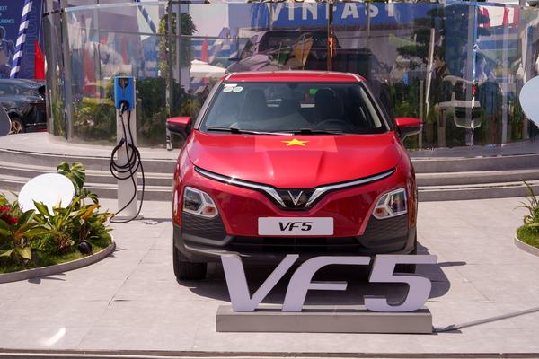 Ngân sách 500 triệu đồng để lên đời ô tô: Vì sao VinFast VF 5 là lựa chọn vẹn cả đôi đường?