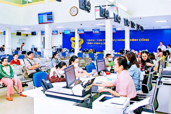 Vĩnh Long tăng tốc xây dựng chính quyền số, nâng cao chất lượng phục vụ người dân